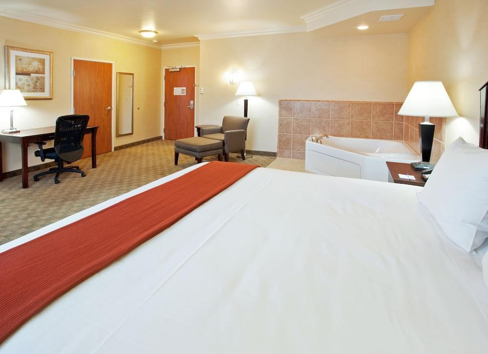 Holiday Inn Express Hotel & Suites Oroville Southwest, An Ihg Hotel Exterior photo