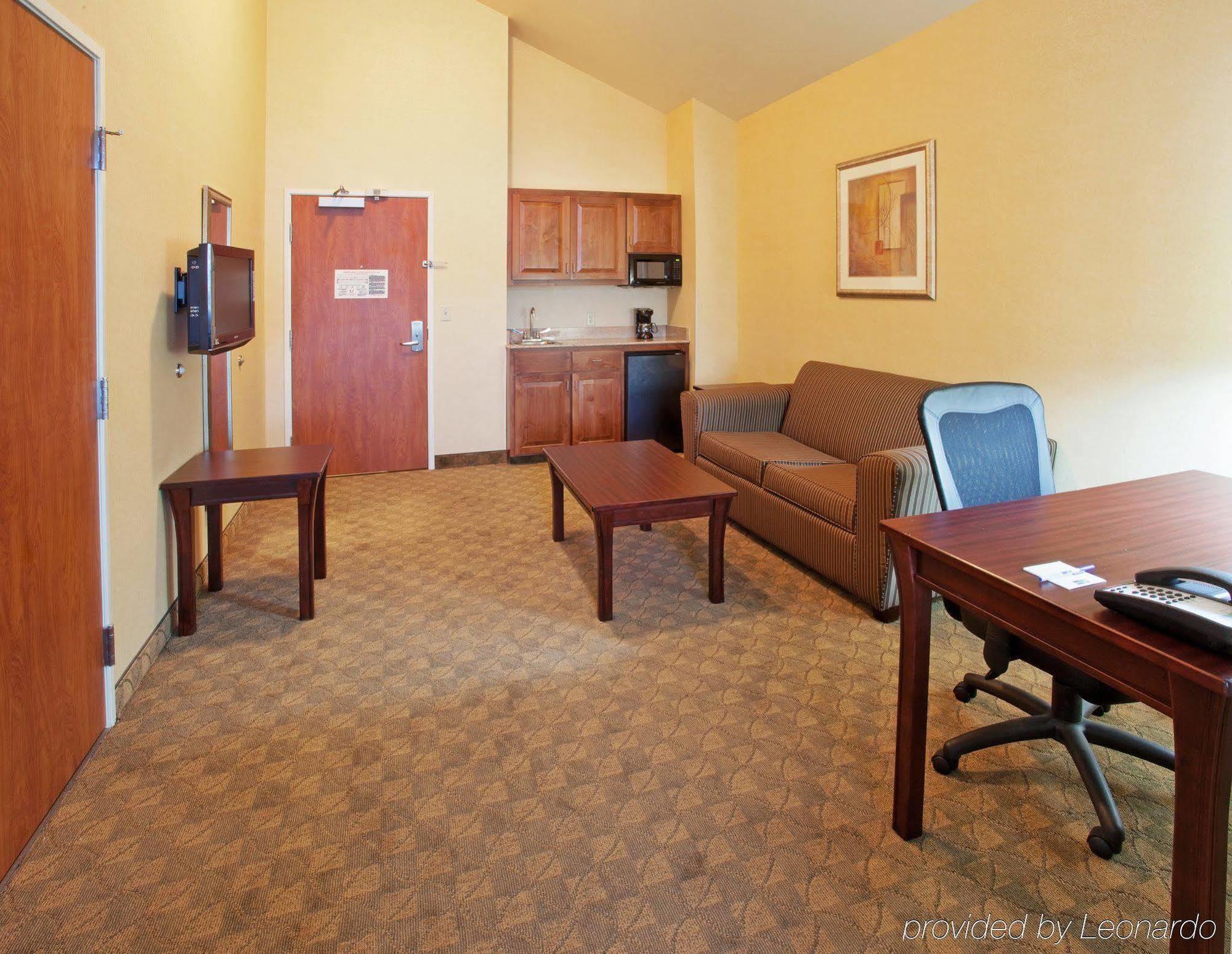 Holiday Inn Express Hotel & Suites Oroville Southwest, An Ihg Hotel Room photo