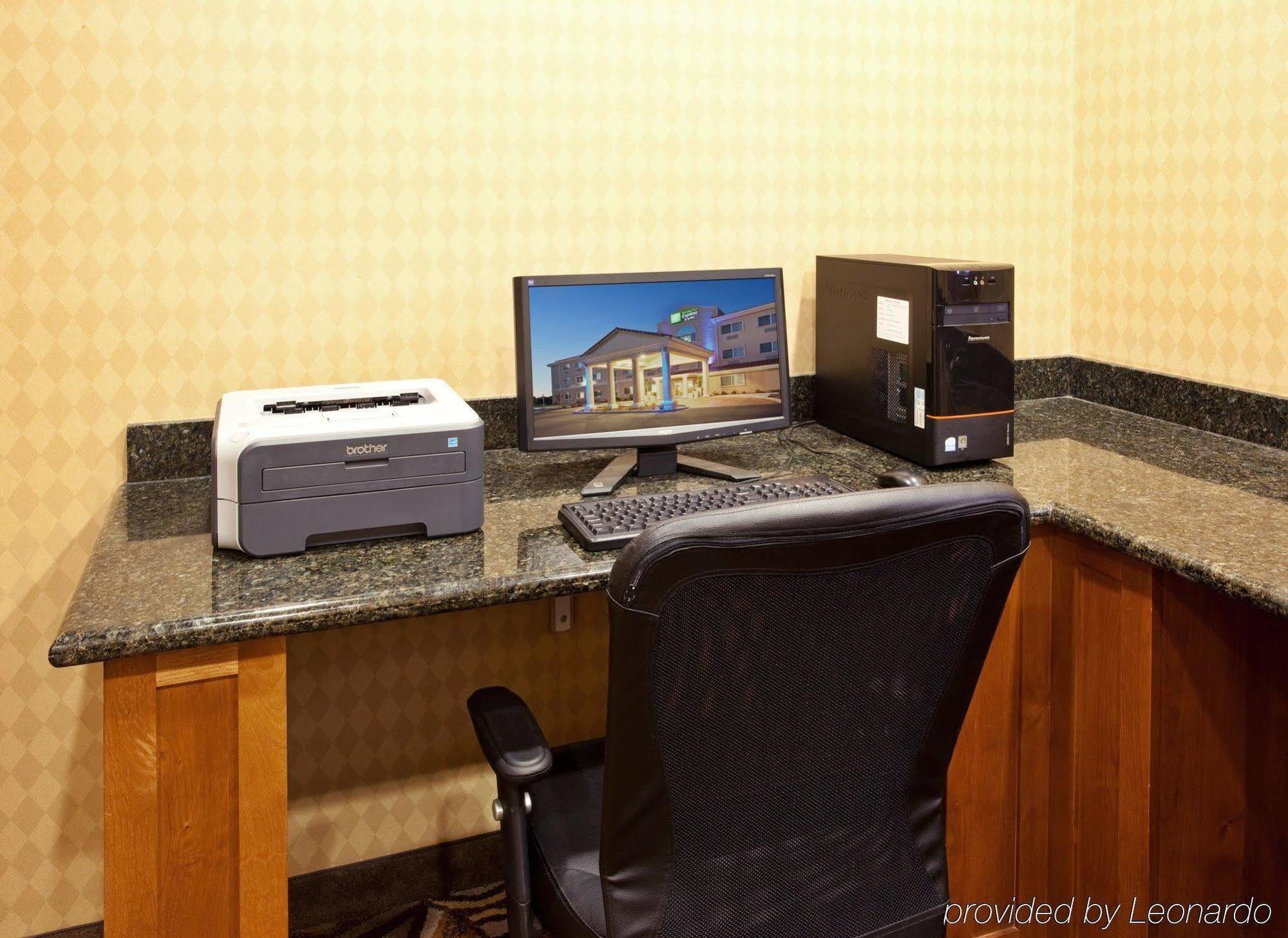 Holiday Inn Express Hotel & Suites Oroville Southwest, An Ihg Hotel Exterior photo
