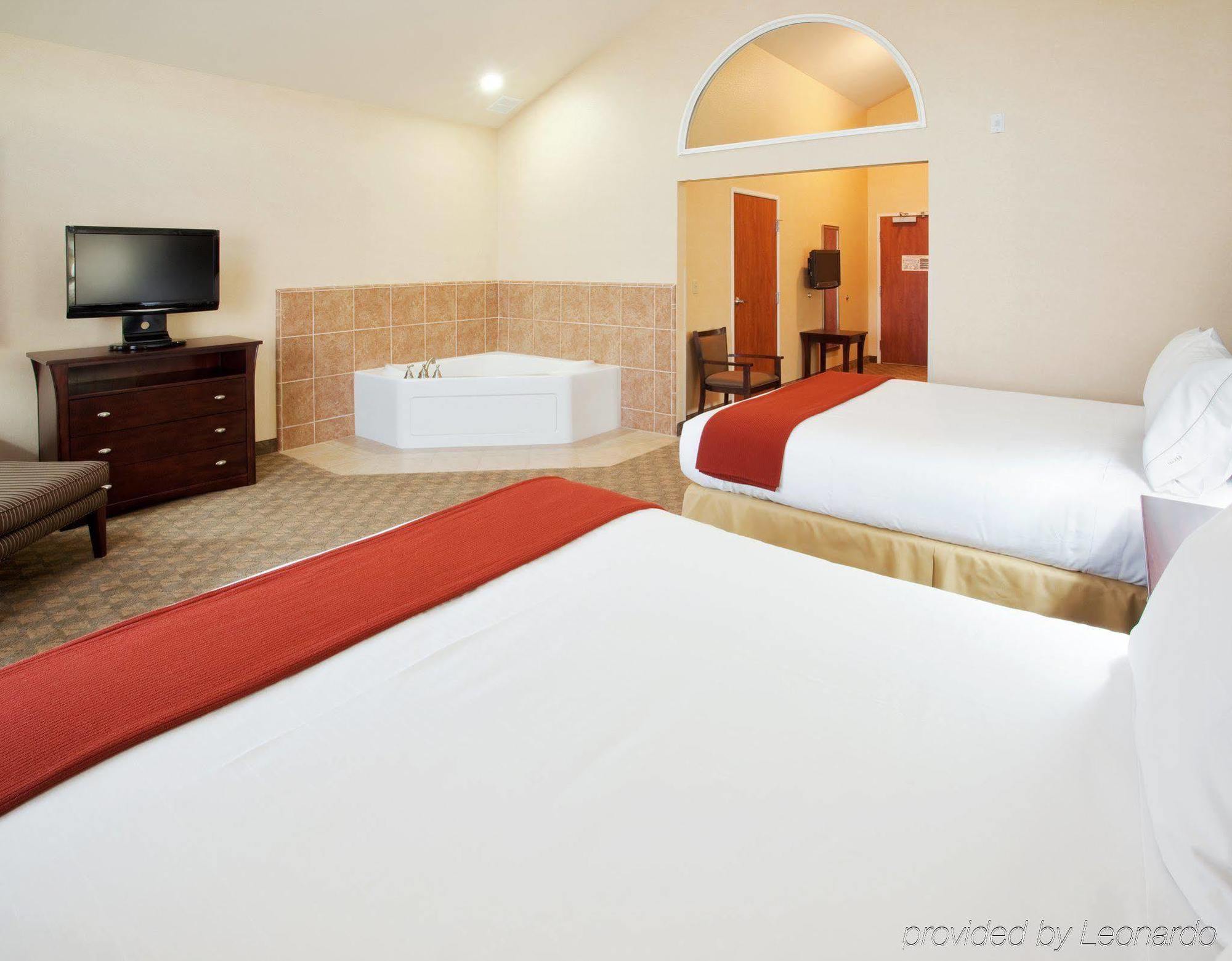 Holiday Inn Express Hotel & Suites Oroville Southwest, An Ihg Hotel Exterior photo